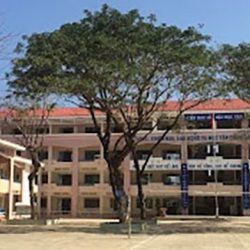 Đấu giá cho thuê khai thác dịch vụ căng tin, nhà xe học sinh tại Trường THPT Nguyễn Trãi